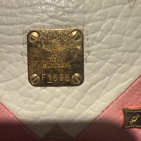 MCM Tri-Color Wallet with Gold Accents - Picture 9 of 16